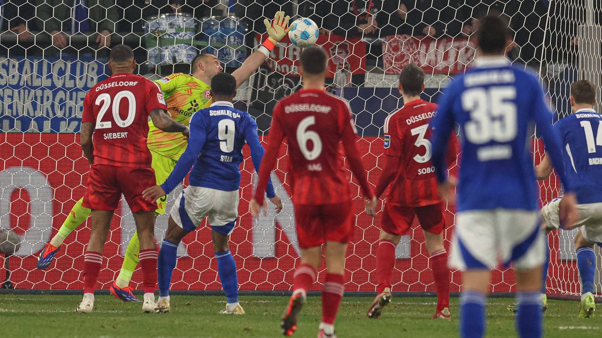 FC Schalke 04 Aktuelle News, Spielplan Transfergerüchte & mehr