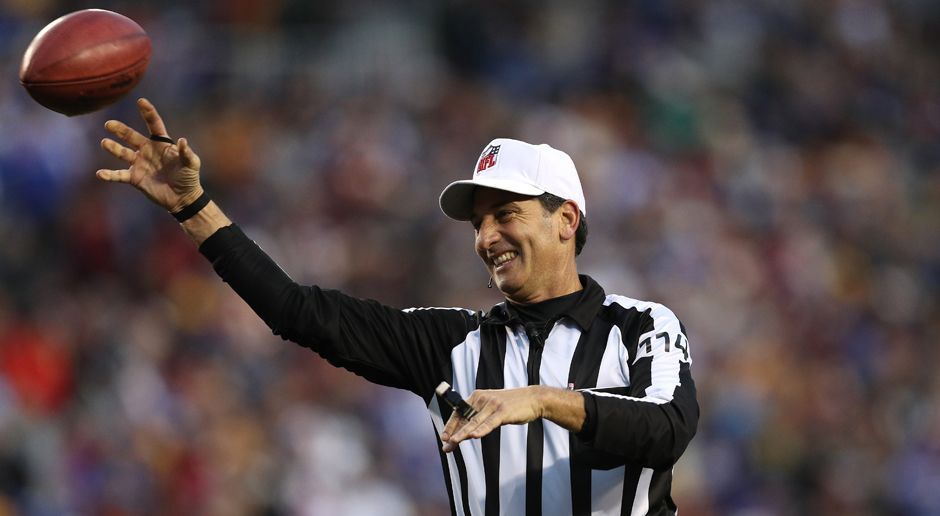 
                <strong>Gene Steratore </strong><br>
                Steratore befindet sich bereits in seiner 15. NFL-Saison und hat bislang elf Playoff-Spiele geleitet. In seiner Karriere traf er drei Entscheidungen, die ihn durchaus bekannt machten.
              