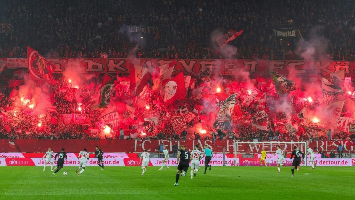Köln-Fans sorgten für Unterbrechungen gegen Frankfurt