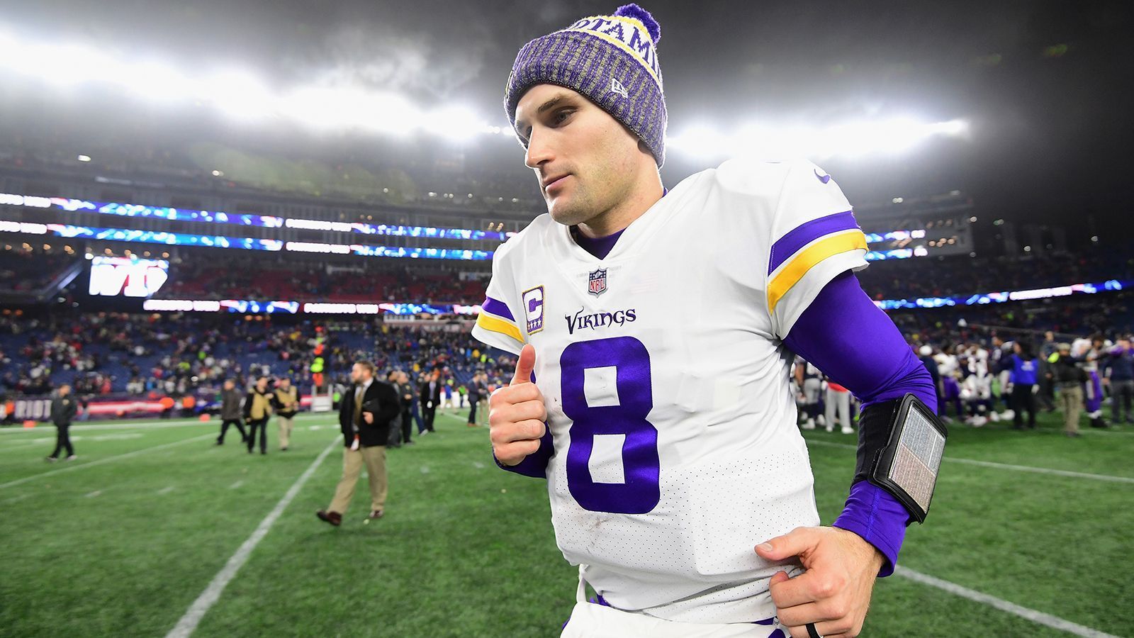 
                <strong>Minnesota Vikings (Kirk Cousins)</strong><br>
                28.645.000 Dollar für zwei Quarterbacks
              