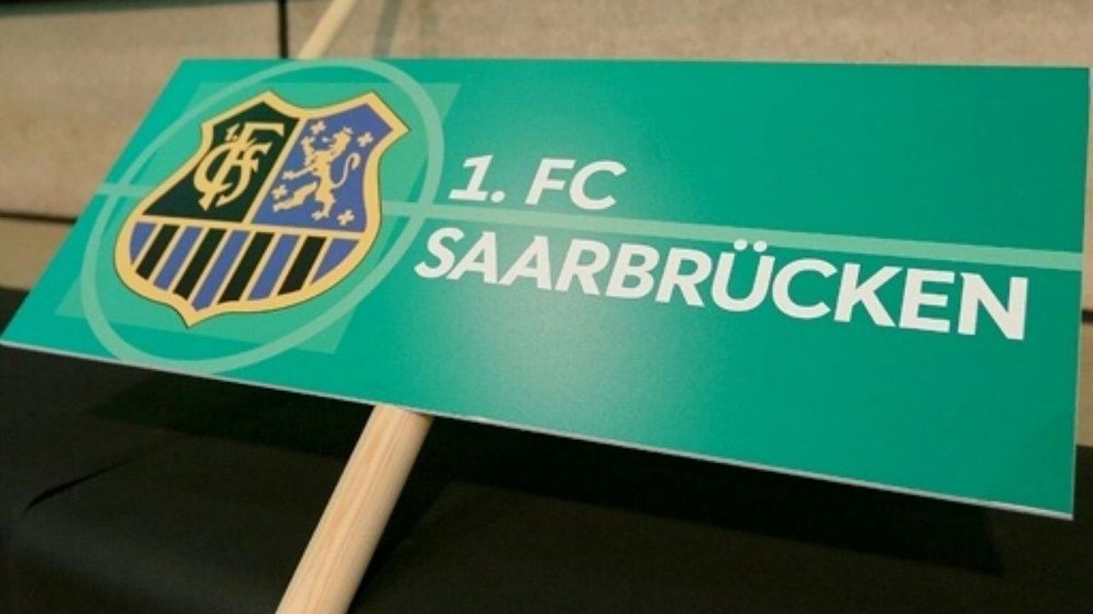 Der 1. FC Saarbrücken steigt in Liga drei auf