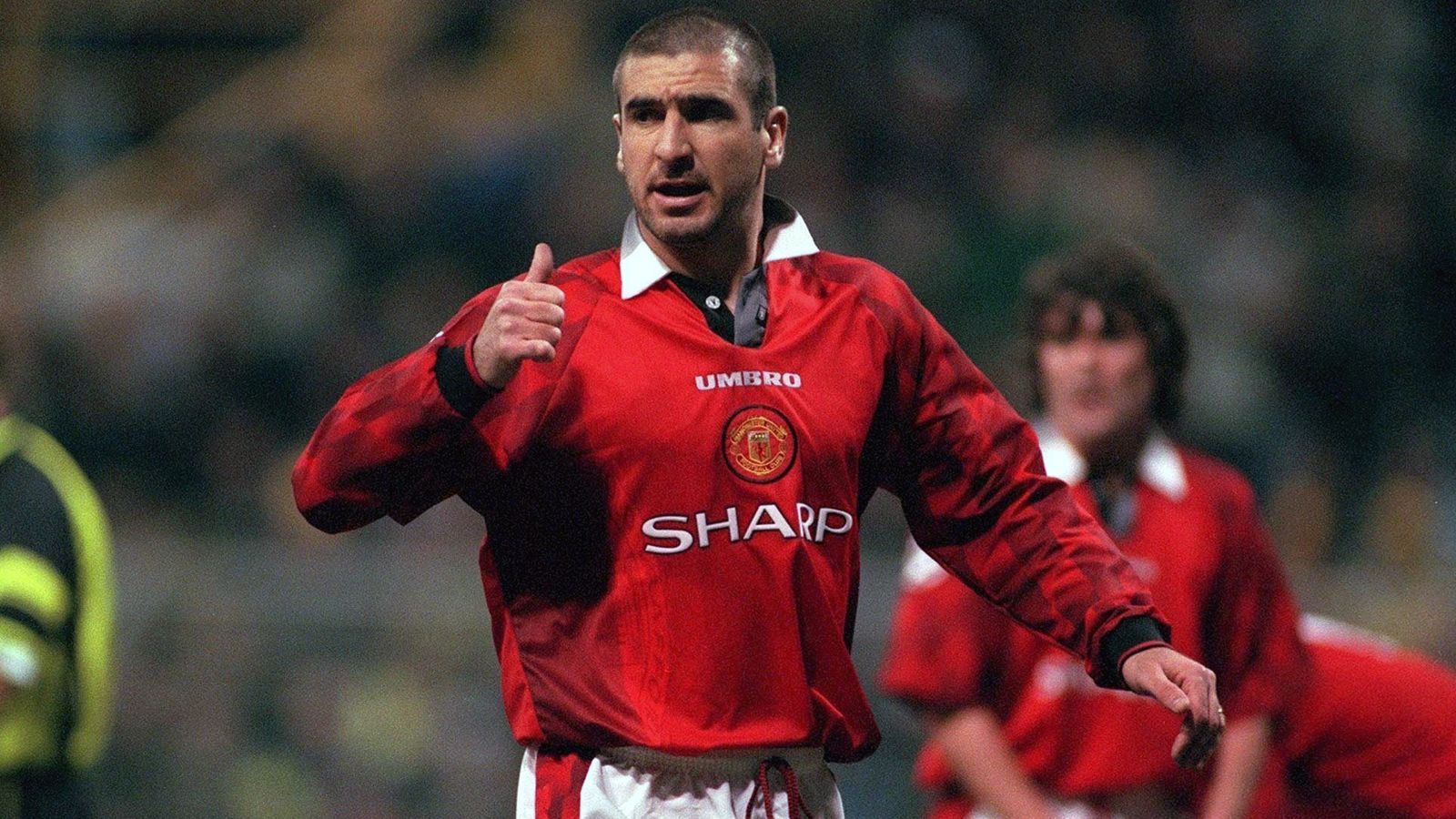 
                <strong>Platz 3 - Eric Cantona</strong><br>
                Premier-League-Einsätze bis zum 50. Assist: 143Vereine: Manchester United, Leeds United
              