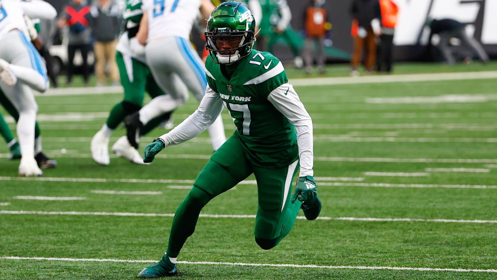 
                <strong>Offensive Rookie of the Year</strong><br>
                &#x2022; Garrett Wilson<br>&#x2022; Wide Receiver<br>&#x2022; New York Jets<br>
              