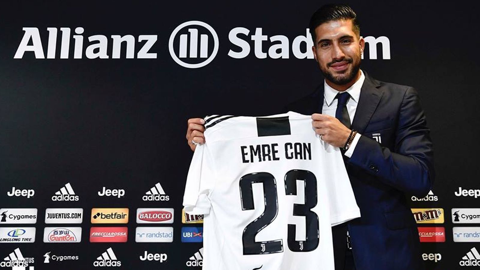 
                <strong>Emre Can (Juventus Turin)</strong><br>
                Rückennummer: 23Transferiert von: FC Liverpool
              