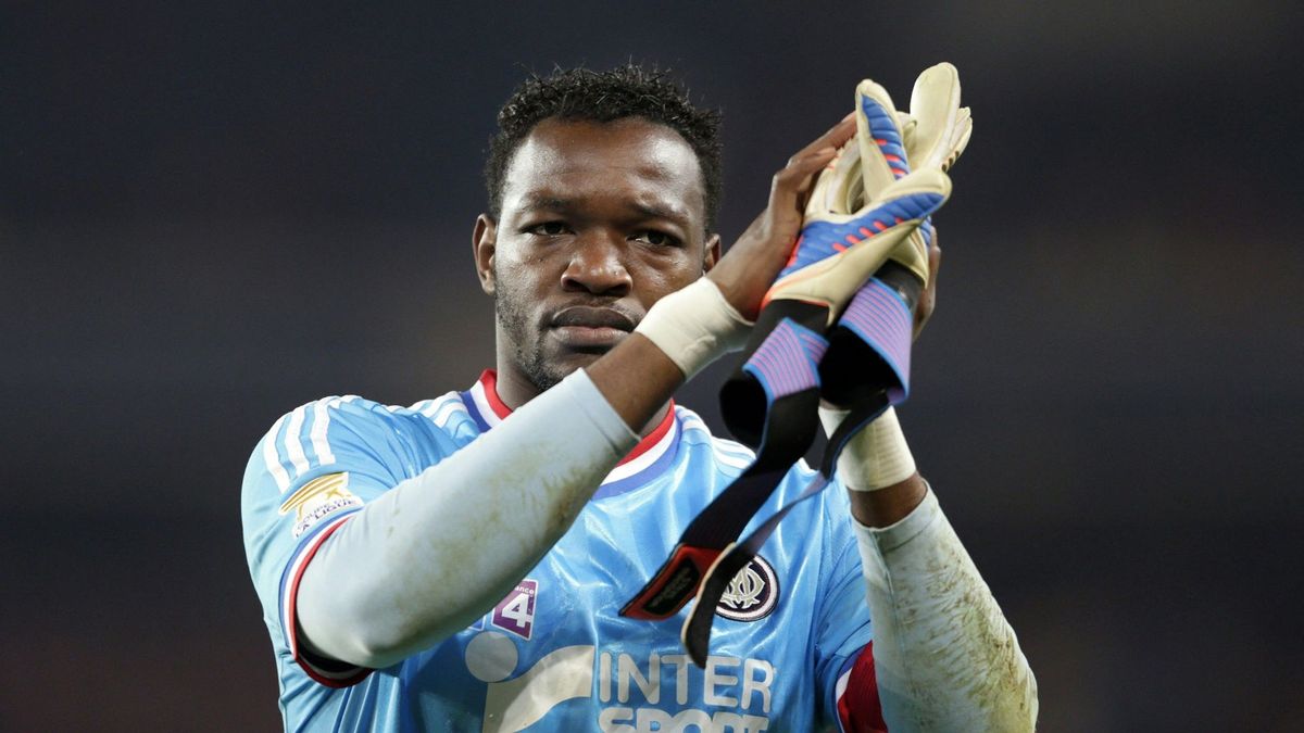 Steve Mandanda hört auf