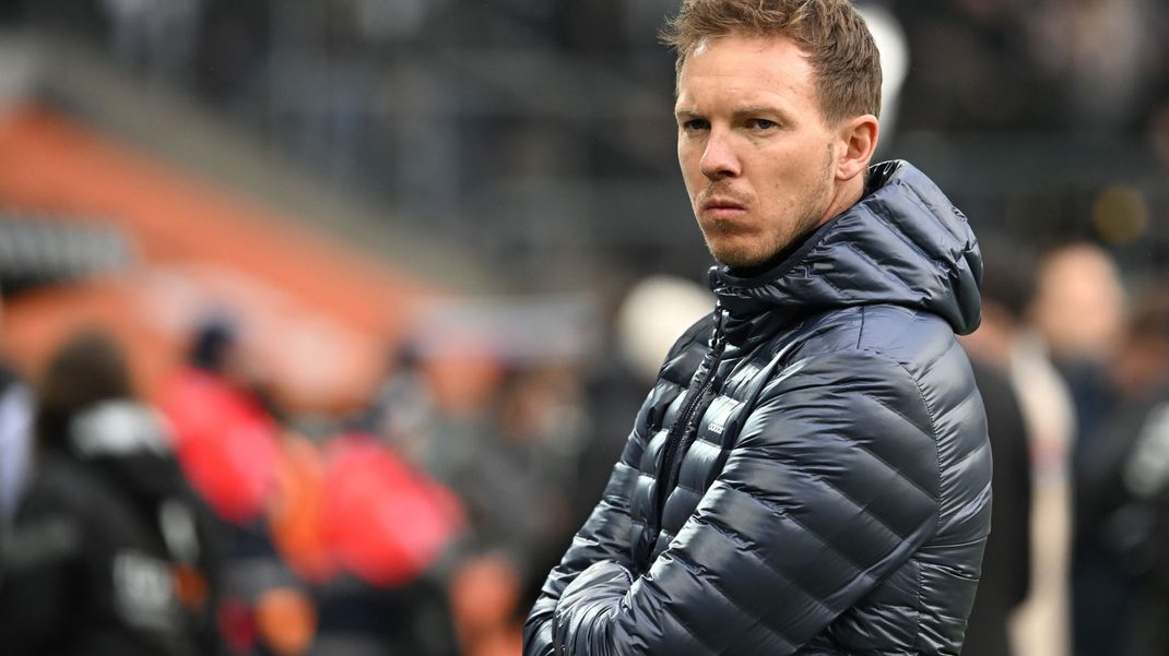 Nagelsmann beim Spiel FC Bayern gegen Borussia Mönchengladbach.