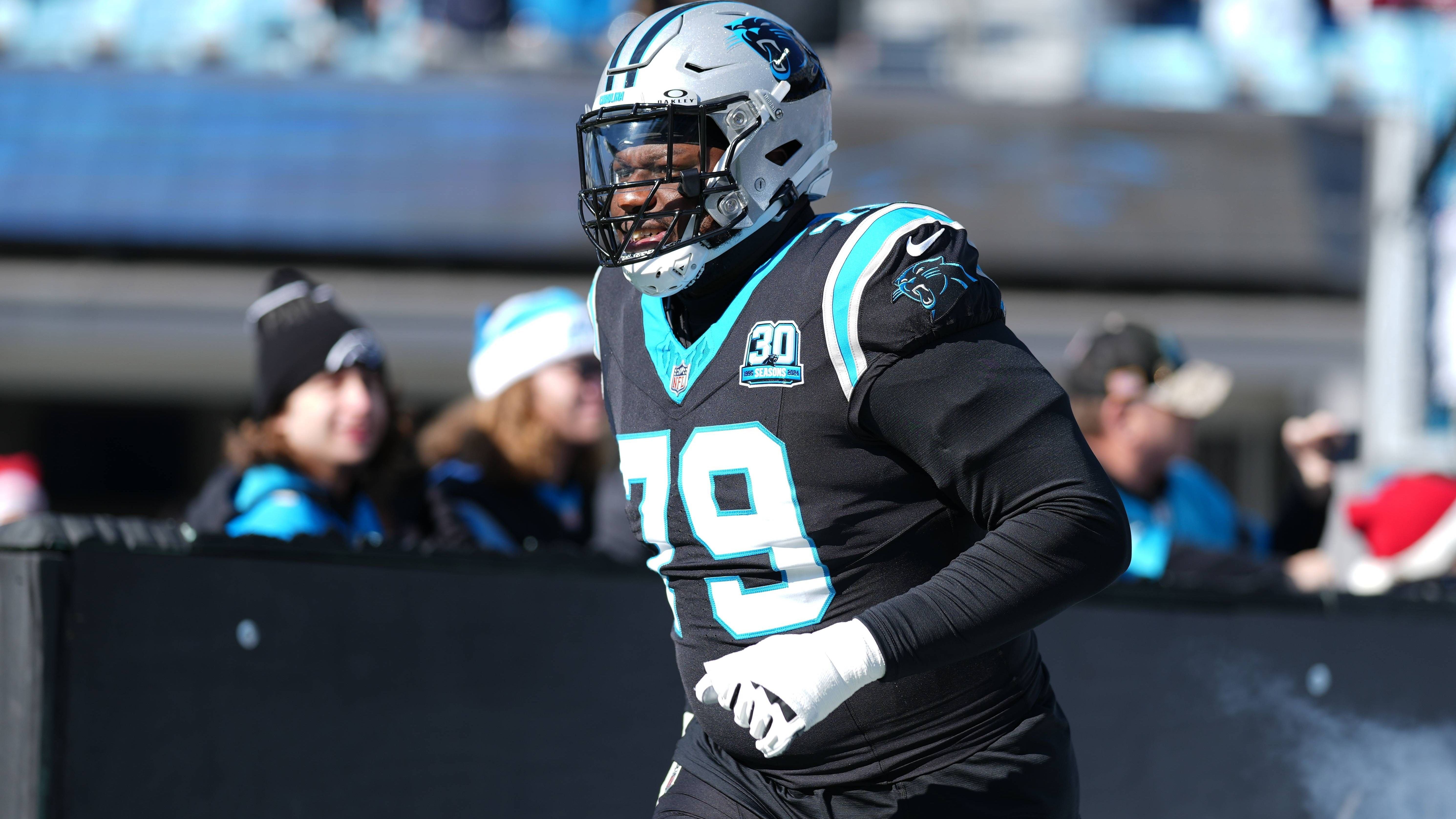 <strong>6. Pick: Ikem Ekwonu (Offensive Tackle, Carolina Panthers)</strong><br>- Option gezogen? <strong>Offen</strong><br>- Prognose: wird gezogen