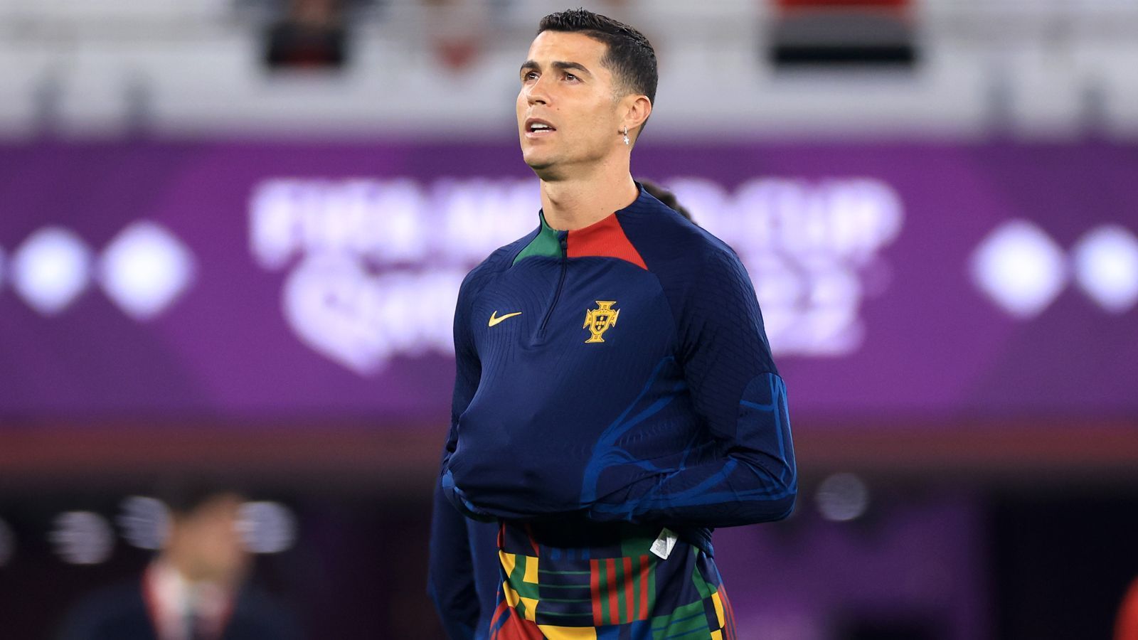 
                <strong>Cristiano Ronaldo</strong><br>
                "Es ist halt so: Manche mögen Blondinen, die anderen Brünette." (Fußball-Superstar Cristiano Ronaldo über die Debatte, ob er oder Lionel Messi der "GOAT" ist)
              