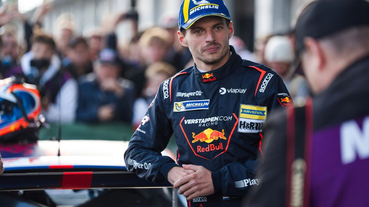Verstappen ist auch mit Dach erfolgreich