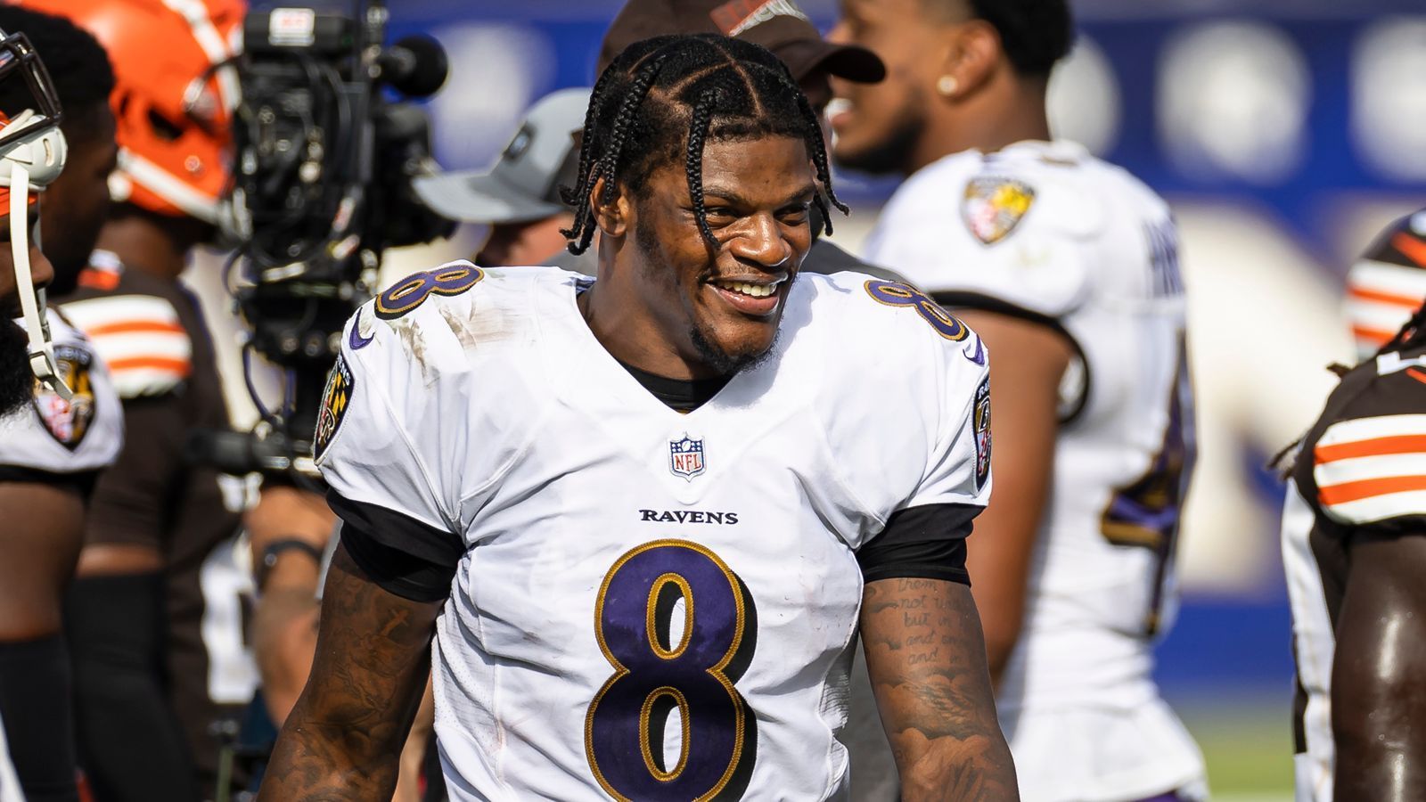 
                <strong>9. Lamar Jackson</strong><br>
                - Team: Baltimore Ravens - Position: Quarterback
              