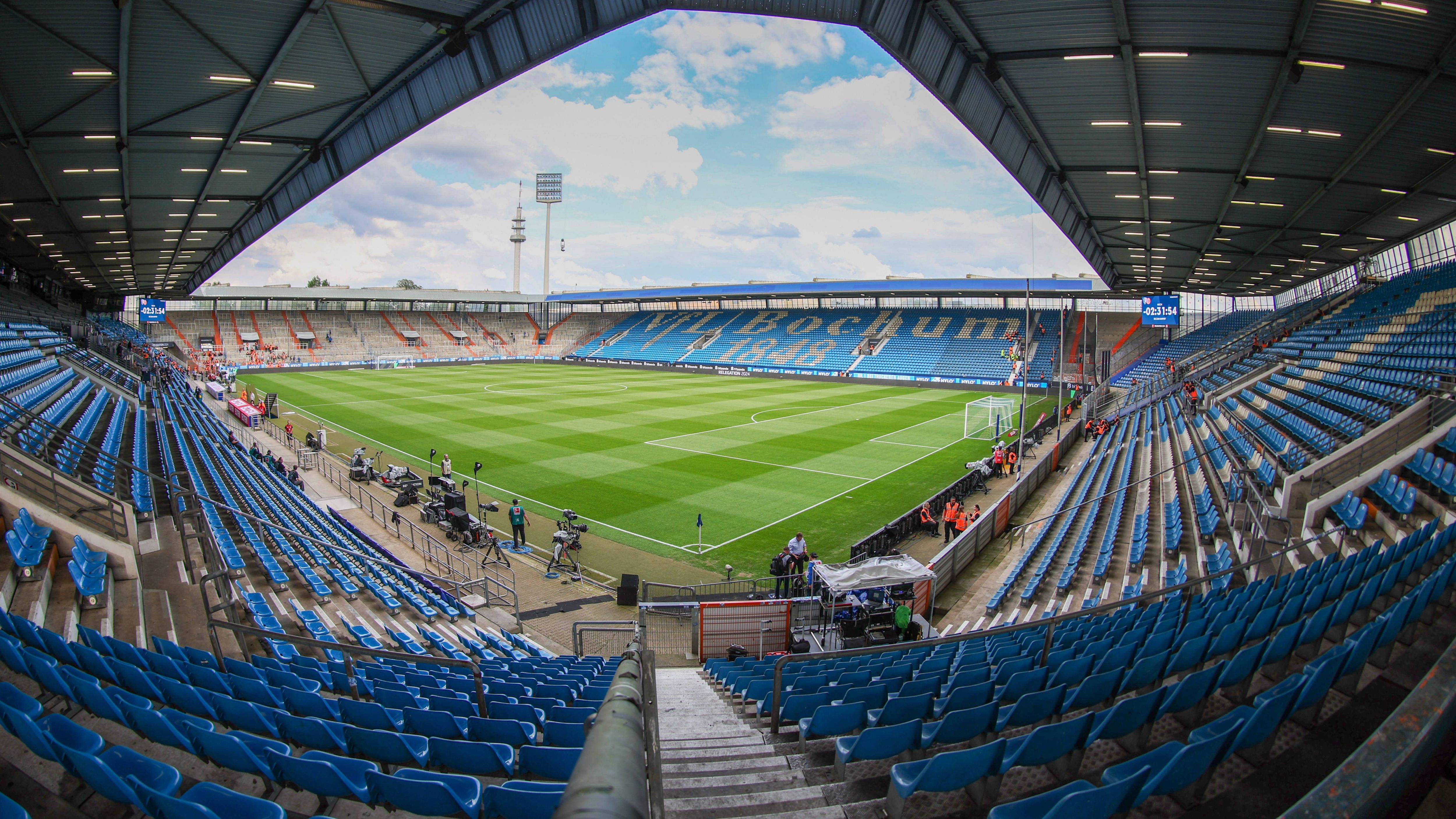 <strong>VfL Bochum (Vonovia Ruhrstadion)</strong><br>Günstigster Stehplatz: 16 Euro<br>Günstigster Sitzplatz: 27 Euro<br>Teuerster Sitzplatz: 59 Euro