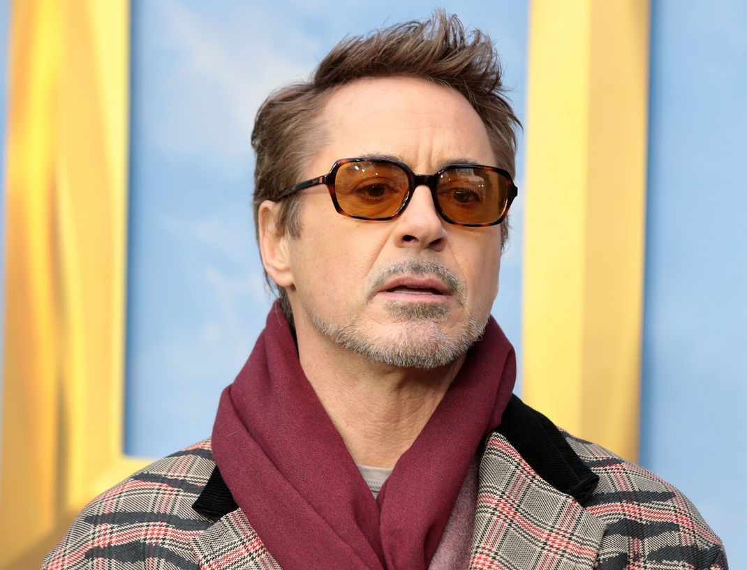 Robert Downey Jr. war viele Jahre abhängig, seine Karriere drohte daran zu scheitern. Schließlich schaffte er den Entzug und blieb clean.