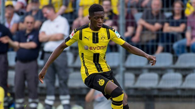 
                <strong>Ousmane Dembele (Borussia Dortmund)</strong><br>
                Ousmane Dembele (19) für 15 Millionen Euro von Stade Rennes zu Borussia Dortmund.
              