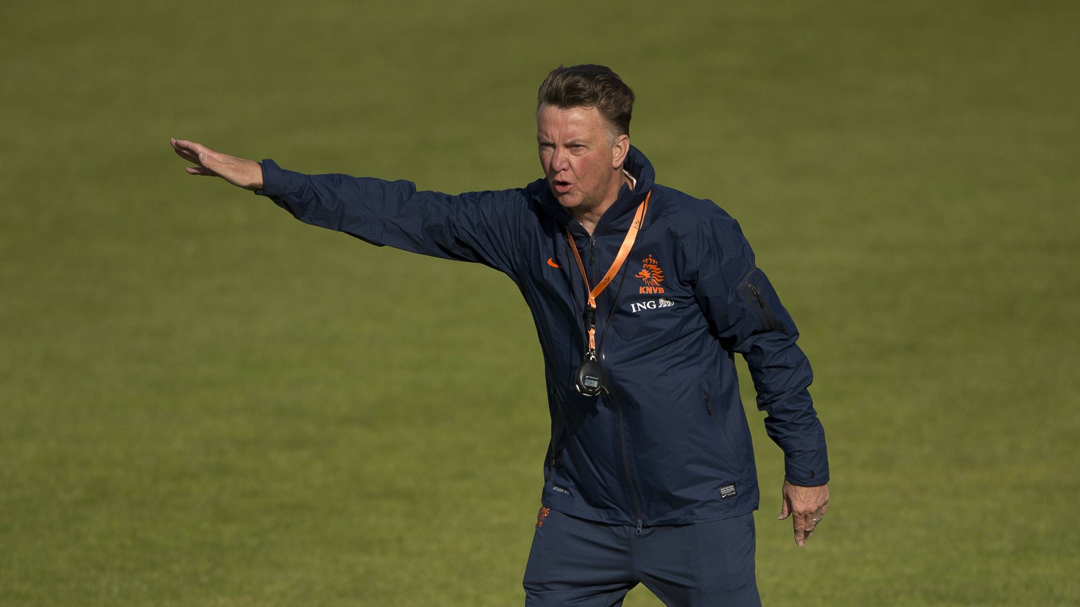 <strong>Louis van Gaal (Ajax Amsterdam)</strong><br>Auch wenn er dem FC Bayern einen frischen Anstrich verpasste und die Weichen für große Jahre legte, war für Louis van Gaal in München schon in seiner zweiten Saison Schluss, weil die CL-Qualifikation in Gefahr war. Der exzentrische Trainer wurde daraufhin zum zweiten Mal Bondscoach, nachdem die NIederlande bei der EM 2012 als Gruppenletzter enttäuscht hatte.