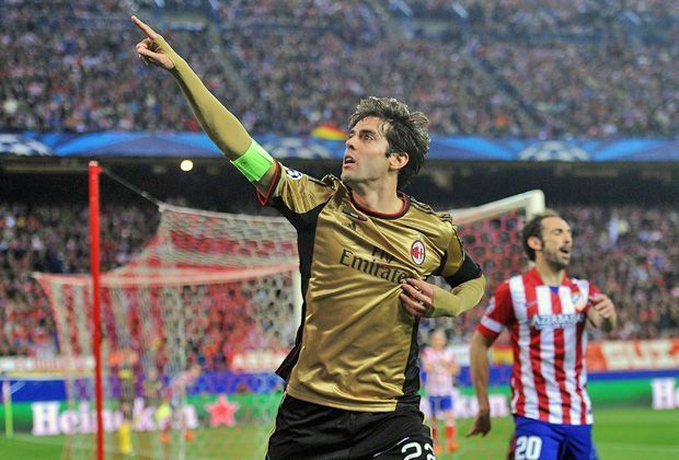 
                <strong>Atletico Madrid - AC Mailand 4:1</strong><br>
                Die Antwort gibt ein Weltstar. Kaka lässt die Hoffnung bei den "Rossoneri" kurz nochmal aufblitzen, als er nach einer halben Stunde zum Ausgleich trifft.
              