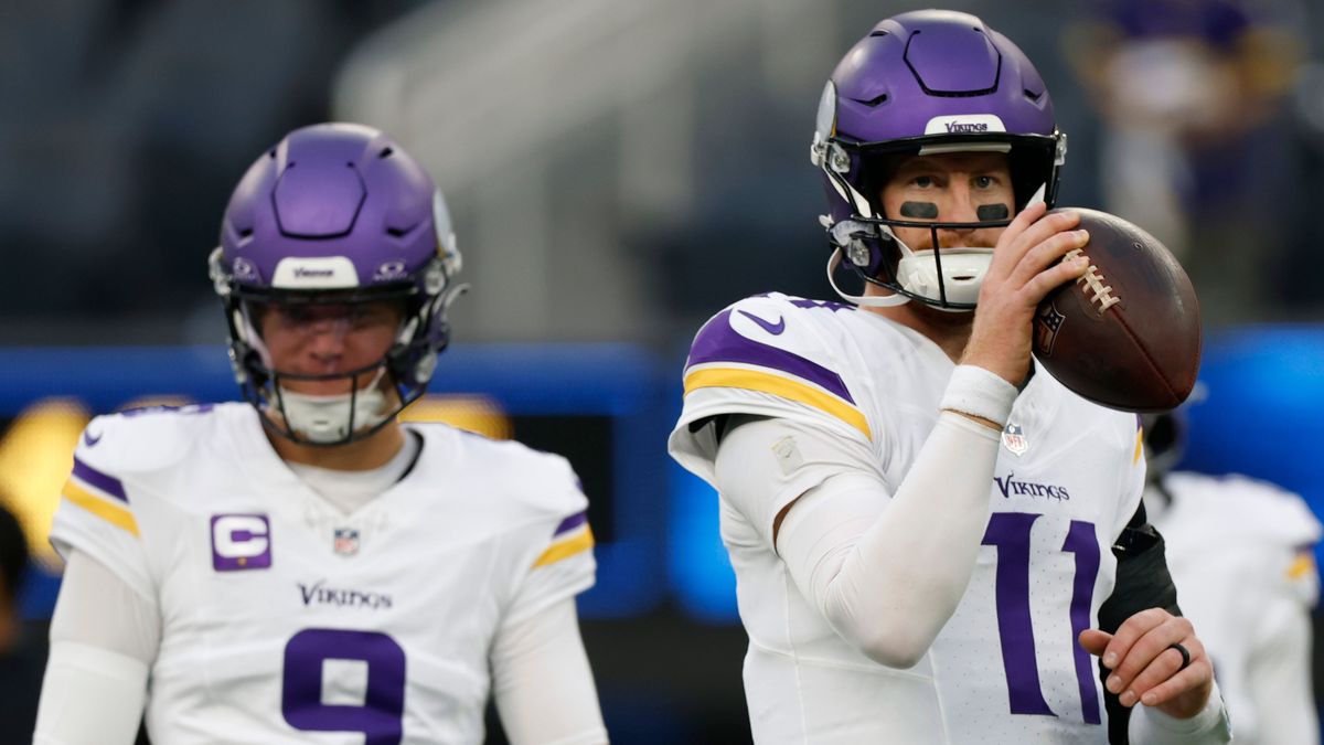 Minnesota Vikings v Los Angeles Chargers