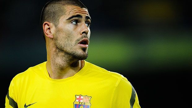 
                <strong>Victor Valdes</strong><br>
                Ausgerechnet der Keeper des Erzrivalen FC Barcelona, Victor Valdes, zählt für "San Iker" zu den Besten - eine überraschende Entscheidung, haben Spieler von Real Madrid und dem FC Barcelona sonst nicht viel für den Gegenspieler übrig. Doch Iker Casillas scheint ihm seinen Erfolg zu gönnen. "Er war ein Vorbild in einem Verein wie Barcelona, ein beispielhafter Konkurrent. Er hat Wunderbares erreicht, indem er alle möglichen Titel gewann." Inzwischen spielt der 34-jährige Valdes beim FC Middlesborough. 
              