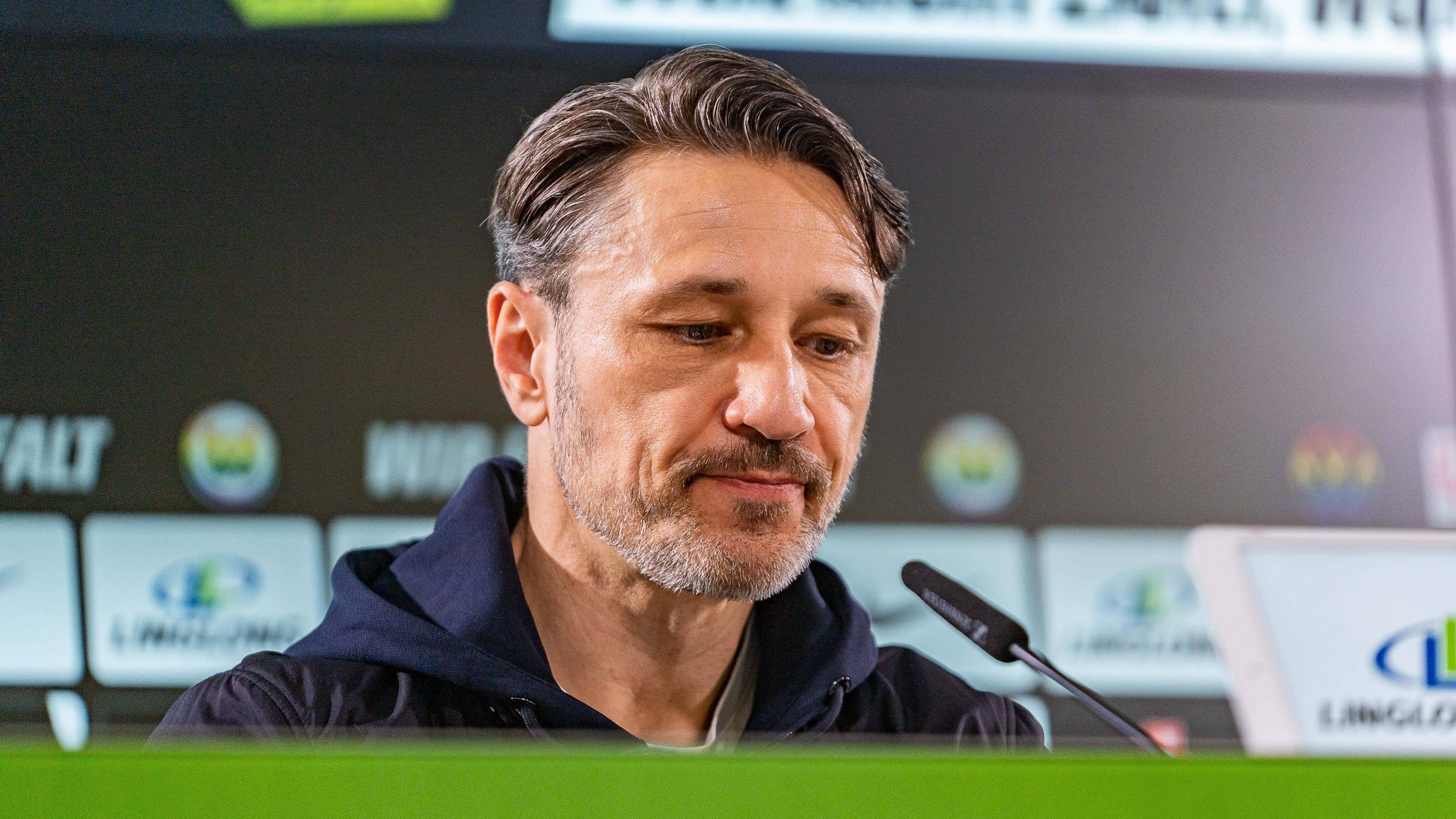 <strong>Niko Kovac</strong><br>Nach der Niederlage gegen den FC Augsburg war für Nico Kovac Schluss beim VfL Wolfsburg. Sein Nachfolger Ralph Hasenhüttl wurde bereits vorgestellt. Dass es den 52-jährigen Kovac nach Freiburg zieht, ist unwahrscheinlich, aber nicht ausgeschlossen. Seine Vita aus der Vergangenheit und Bundesliga-Erfahrung sprechen für Kovac.