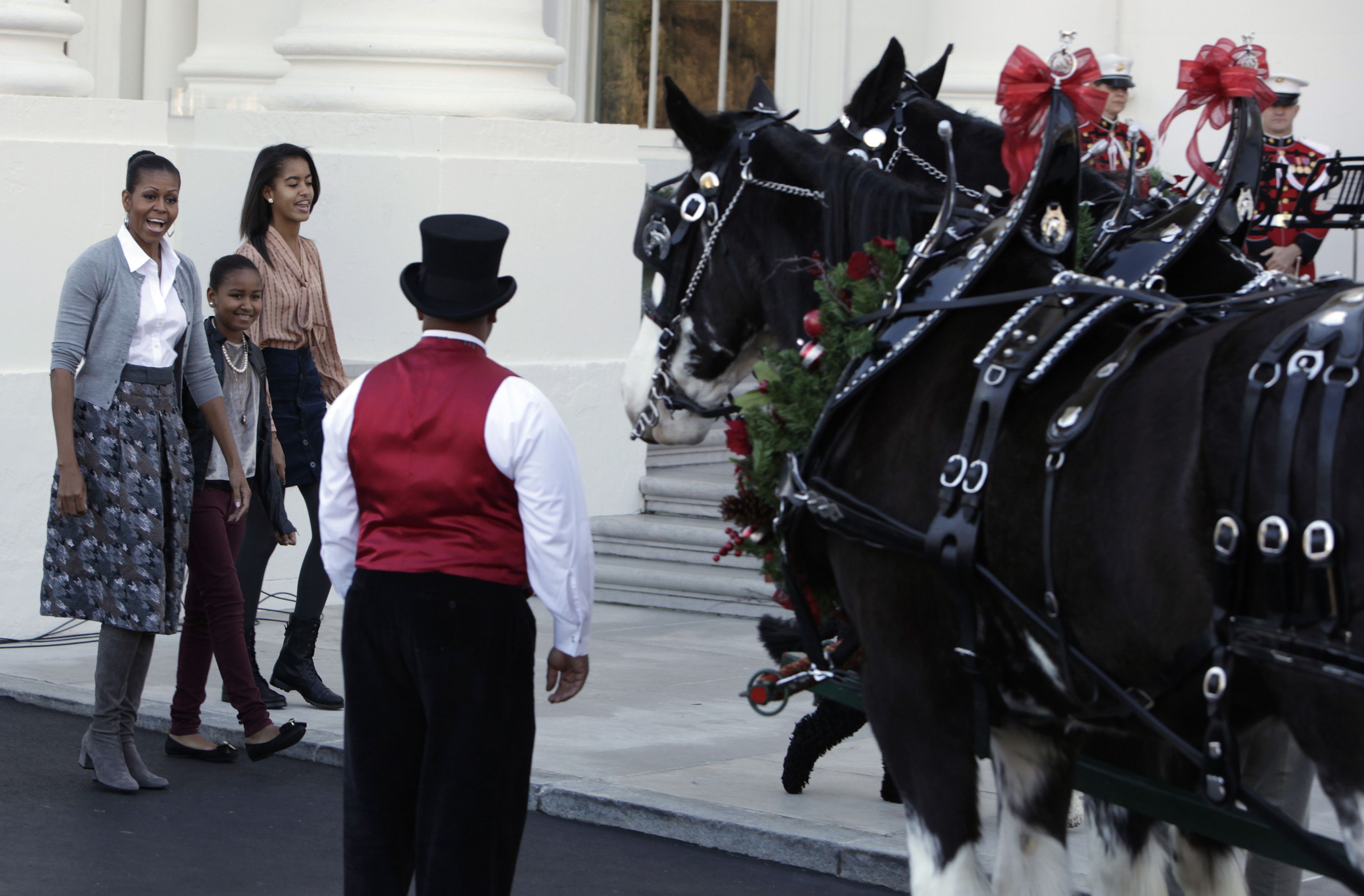 2011: Da kommt er wieder, der offizielle Baum für Familie Obama ...
