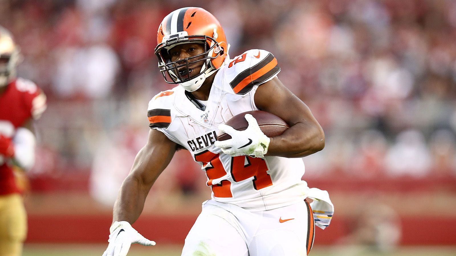 
                <strong>Running Back der AFC: Nick Chubb (Cleveland Browns)</strong><br>
                316.008 StimmenZweite NFL-Saisonnoch ohne Pro-Bowl-Berufung
              