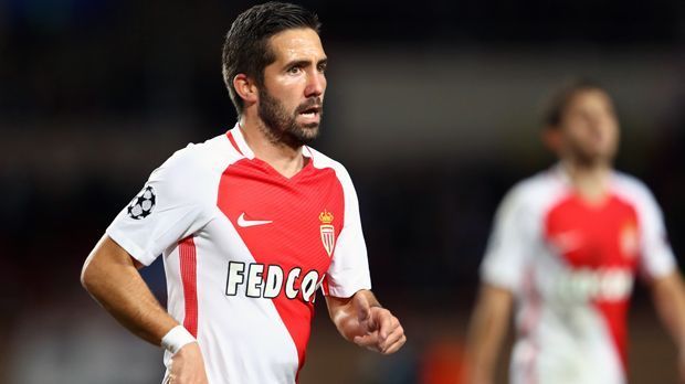 
                <strong>Joao Moutinho</strong><br>
                Joao Moutinho: Der Portugiese hat es geschafft, in 153 Einsätzen für Monaco, 140 Spielen für Porto, 259 Partien für Sporting Lissabon und 94 Länderspielen sowie in seinen 17 Begegnungen auf U21-Ebene ohne einen einzigen Platzverweis auszukommen.
              