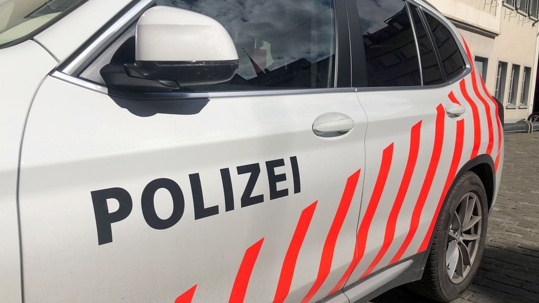 Ein Fahrzeug der Schweizer Polizei