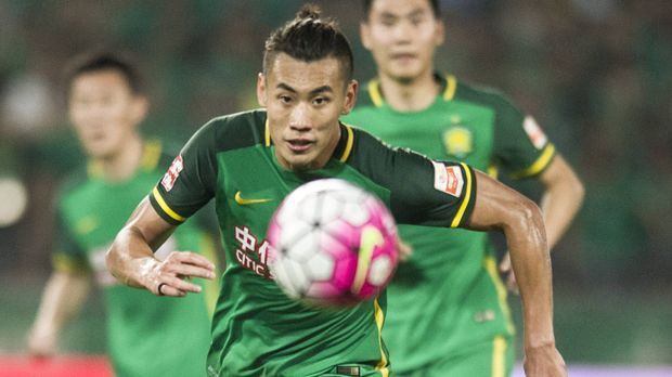 
                <strong>Platz 8: Chengdong Zhang</strong><br>
                Chengdong Zhang: Von Beijing Sinobo Guoan zu Hebei China Fortune. Ablösesumme: 20,44 Millionen Euro
              