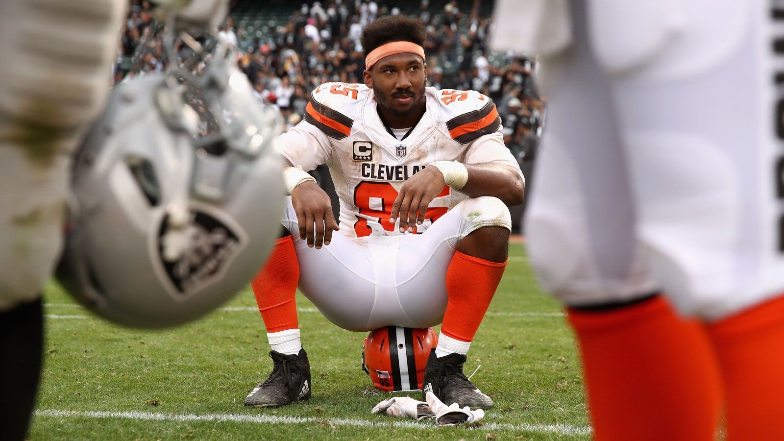 
                <strong>Platz 3: Myles Garrett</strong><br>
                Jahresgehalt: 25 Millionen US-DollarCleveland BrownsDefensive End
              