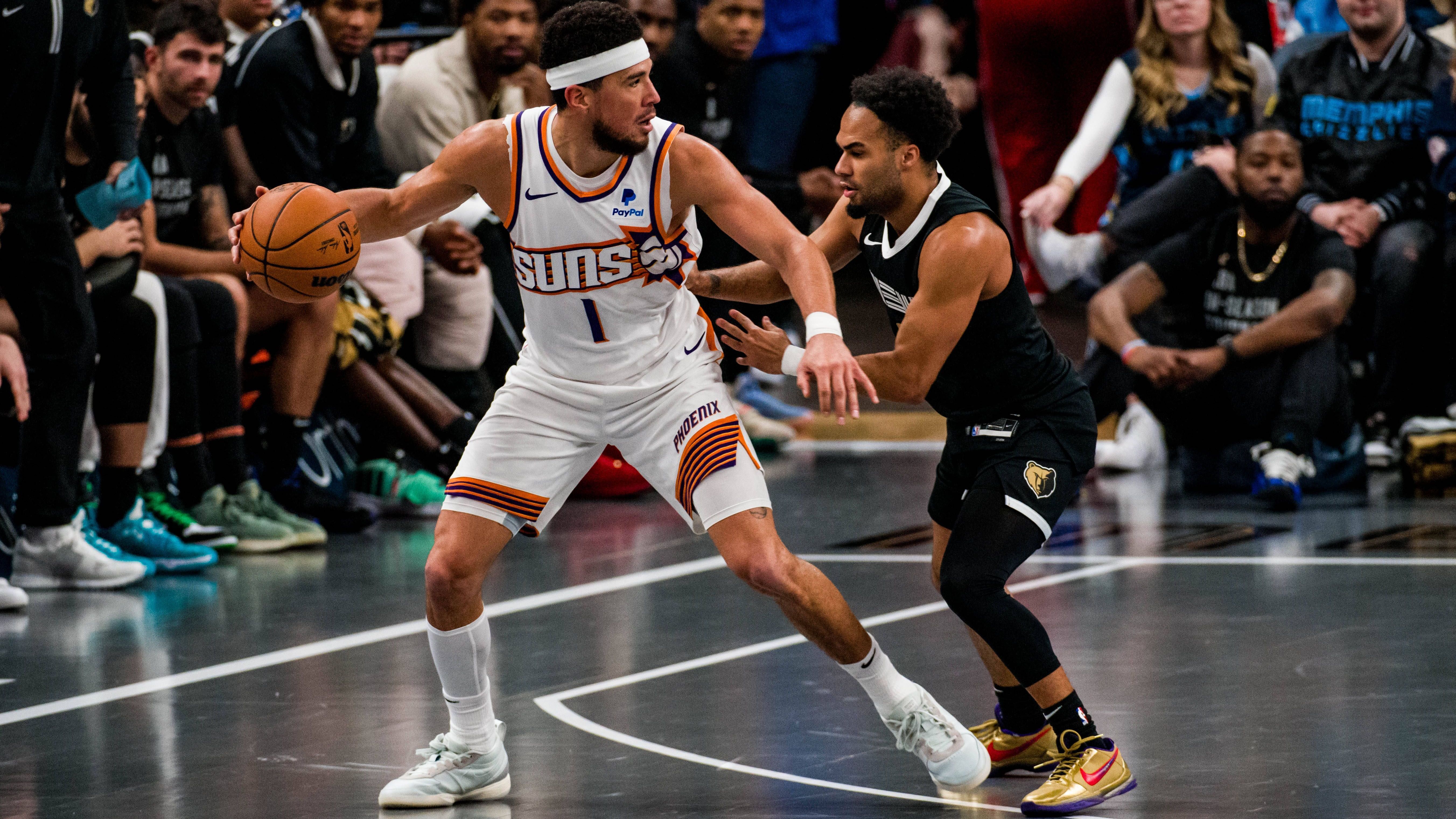 <strong>Jacob Gilyard - 1,75m</strong><br><strong>Teams:</strong> Memphis Grizzlies<br><strong>Karriere-Stats:</strong> 4,7 Punkte, 1,2 Rebounds, 3,5 Assists<br><strong>Auszeichnungen:</strong> -