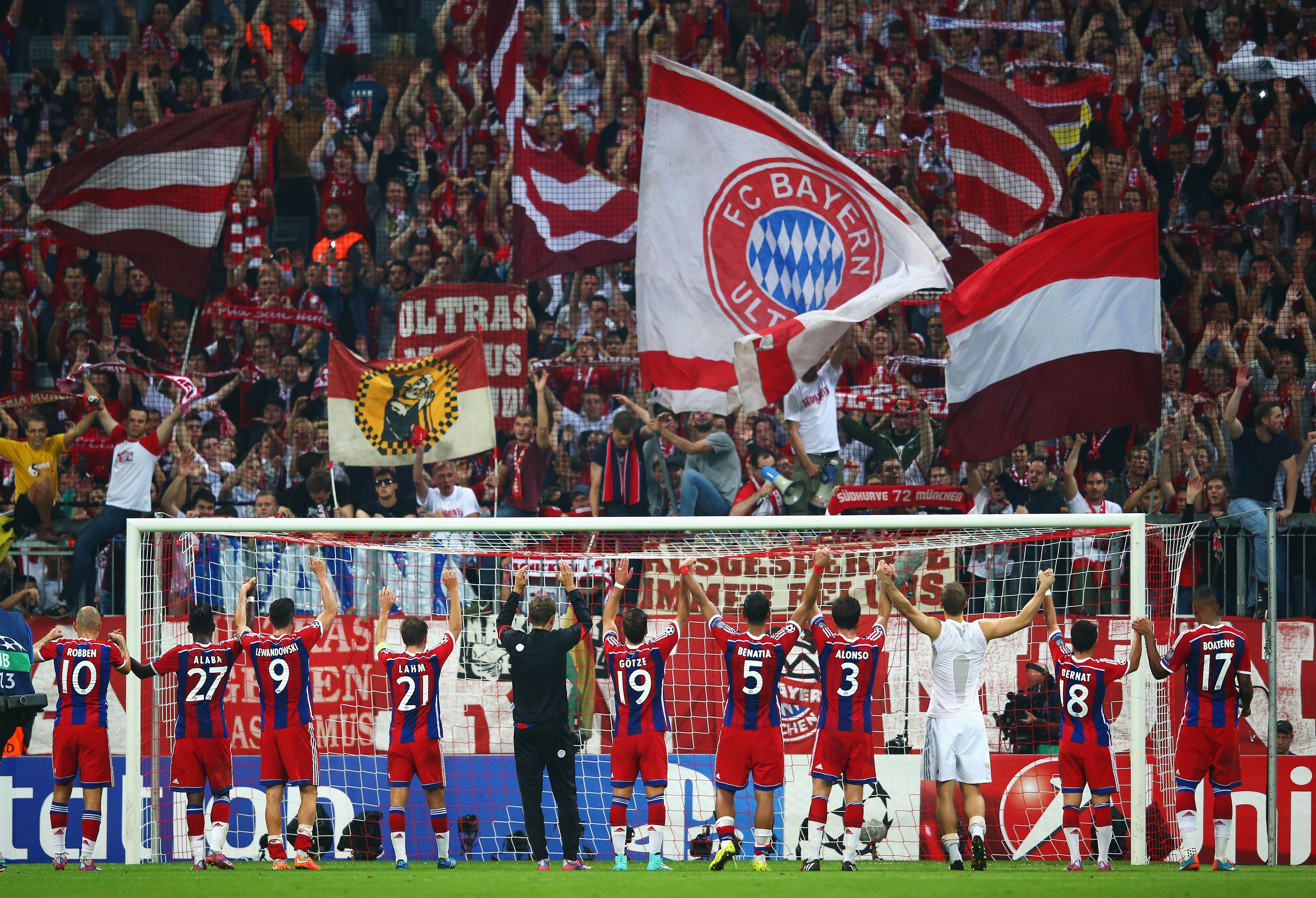 
                <strong>3. Bayern München: 487,5 Millionen Euro</strong><br>
                Der FC Bayern München hat seinen dritten Platz in der weltweiten Fußball-Geldliga dagegen behauptet. Der deutsche Meister erzielte in der Spielzeit 2013/14 sogar einen neuen Rekordumsatz.
              