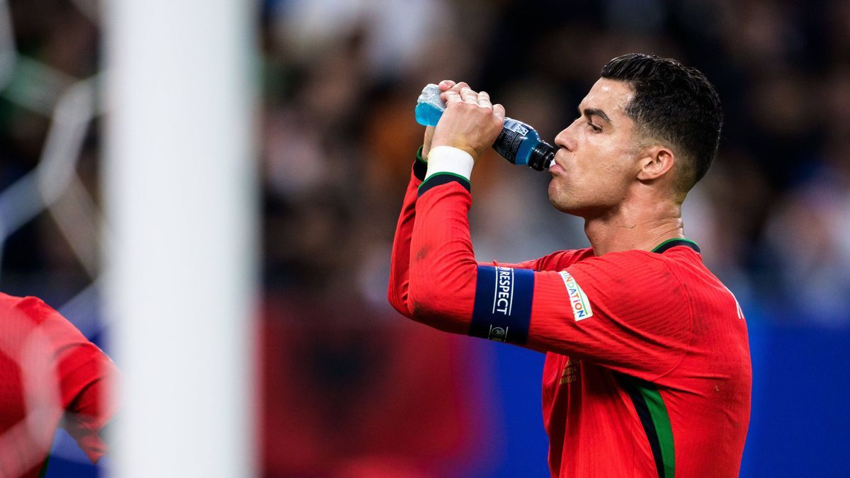 240705 Cristiano Ronaldo of Portugal during the UEFA EURO, EM, Europameisterschaft,Fussball 2024 Football Championship Quarterfinal between Portugal and France on July 5, 2024 in Hamburg. Photo: Je...