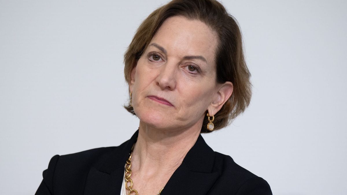 Anne Applebaum