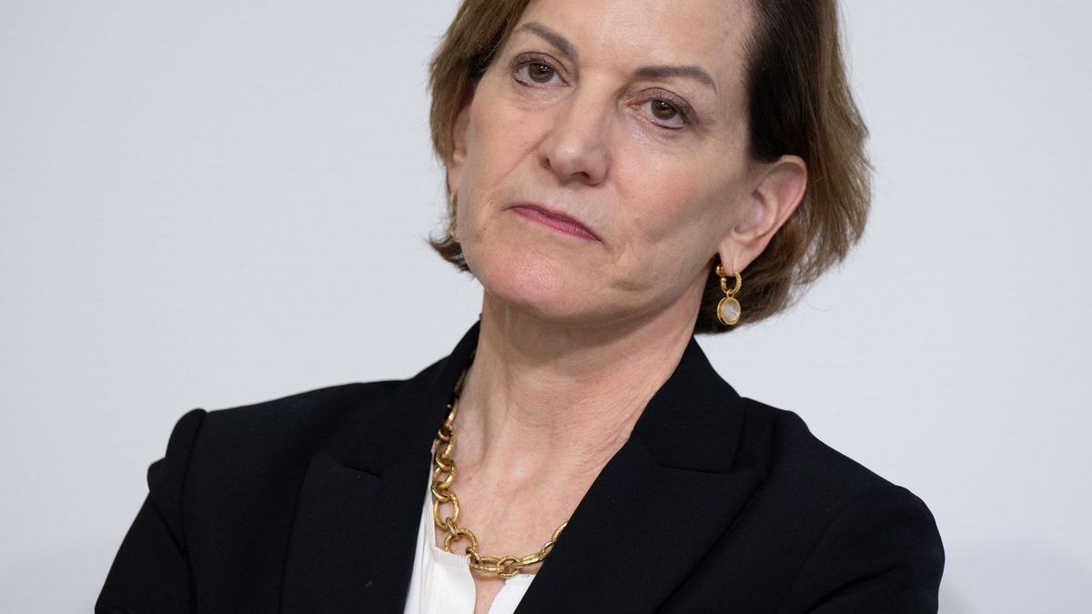 Anne Applebaum