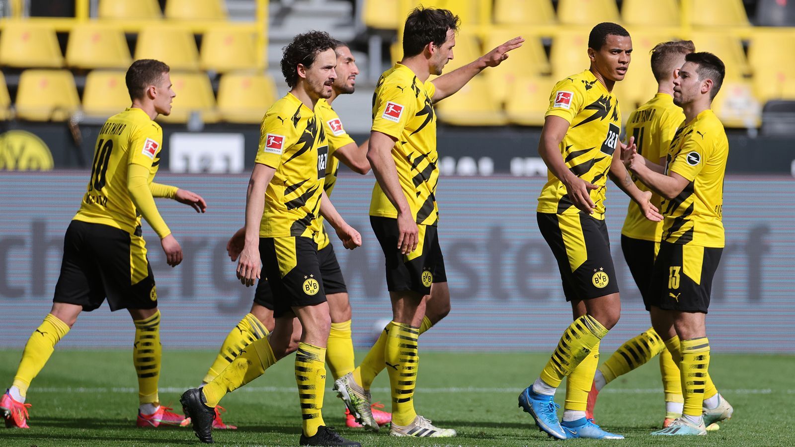 
                <strong>Borussia Dortmund</strong><br>
                &#x2022; Durchschnittlicher Tabellenplatz der Bundesliga-Gegner des Restprogrammes: 6,66 - <br>&#x2022; Stärkster Gegner des Restprogrammes: RB Leipzig (aktuell Platz 2) - <br>&#x2022; Schwächster Gegner des Restprogrammes: 1. FSV Mainz 05 (aktuell Platz 12) -<br>&#x2022; Verbleibende Gegner: RB Leipzig (H, 2.), 1. FSV Mainz 05 (A, 12.), Bayer 04 Leverkusen (H, 6.) -<br>
              