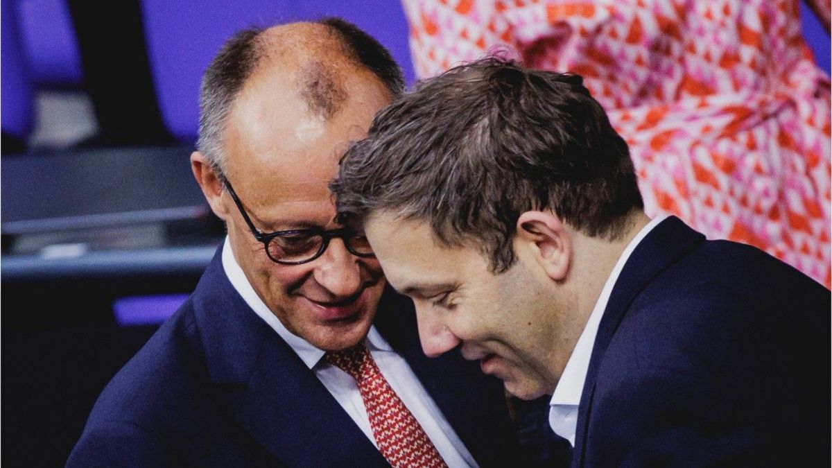 Wegen Ukraine: Merz und Klingbeil loben Trump