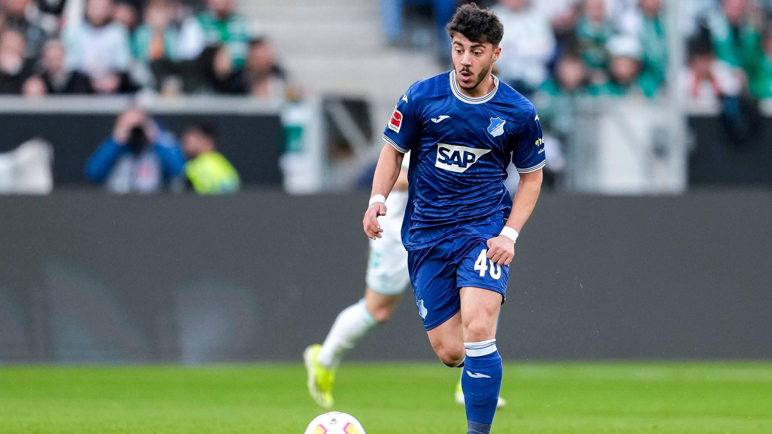 <strong>Mittelfeld: Umut Tohumcu</strong><br>Verein: TSG 1899 Hoffenheim