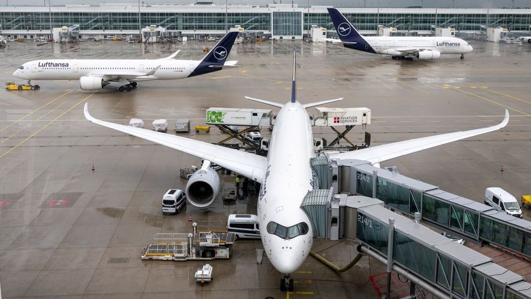 Am Flughafen München steht ein Warnstreik an. (Archivbild)