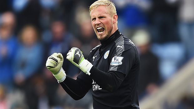 
                <strong>Kasper Schmeichel</strong><br>
                Kasper Schmeichel: Zur Saison 2010/11 wechselte Kasper Schmeichel von Notts County zu Leeds United. Doch der Däne war nicht sofort Stammkeeper. Lange war die Rangfolge unklar, dann verletzte sich Schmeichel. Erst nach einigen Spieltagen erkämpfte er sich den Stammplatz zwischen den Pfosten. Die Saison beendete Leeds auf Tabellenrang sieben der zweiten englischen Liga. 
              