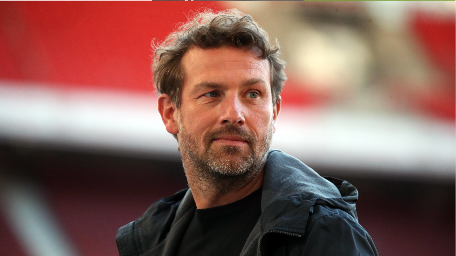 
                <strong>Platz 1: Markus Weinzierl (FC Augsburg)</strong><br>
                Der Rückkehrer schnappt sich den Platz an der Sonne: Weinzierl ist der erotischste Trainer der Bundesliga. Und diesen Erfolg wollen wir ihm ohne viel Blabla gönnen. Herzlichen Glückwunsch zu dieser besonderen Auszeichnung.
              