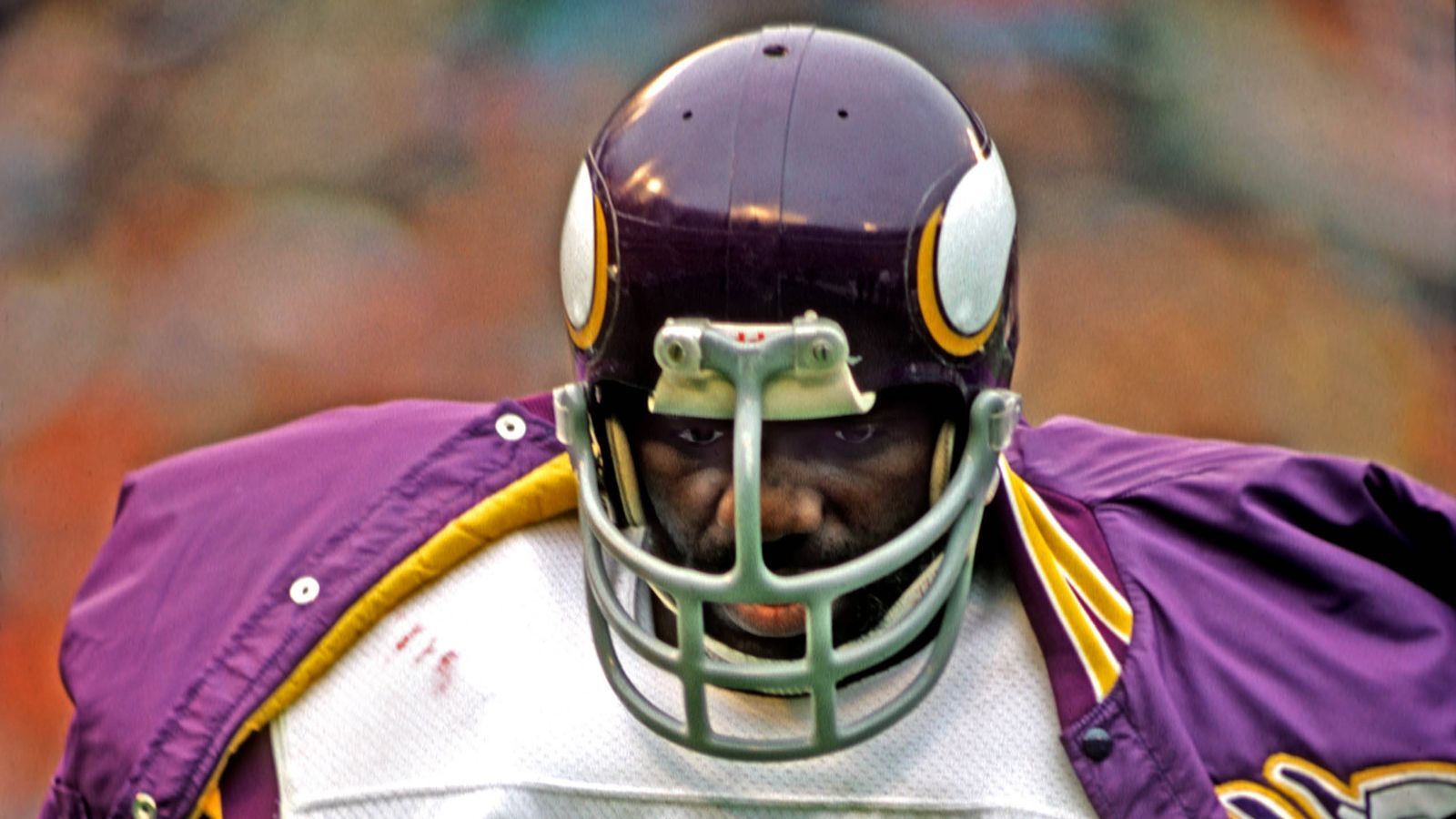 <strong>1971: Alan Page (Defensive Tackle, Minnesota Vikings)</strong><br>Page konnte zwar nie einen Super Bowl gewinnen, doch der DT wurde der erste Defense-Spieler, der mit dem MVP-Award ausgezeichnet wurde. Von insgesamt zweien überhaupt. Ein historischer Meilenstein.