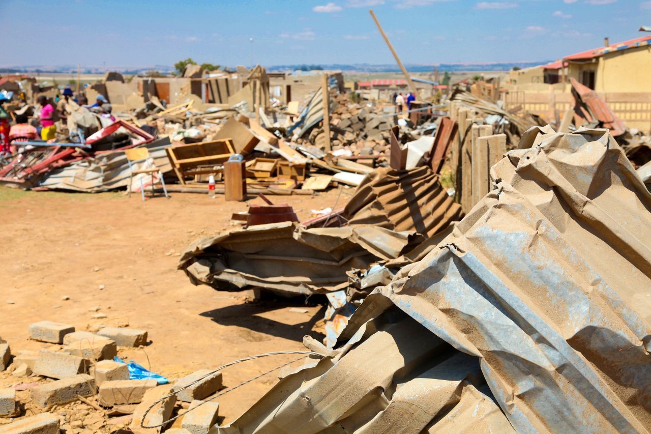 Im Jahr 2011 verwüstete ein Tornado das Zuhause vieler Menschen.