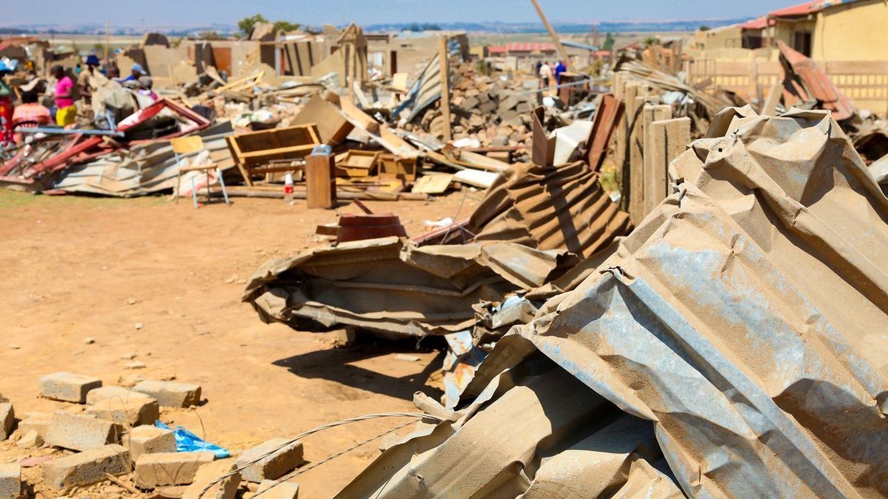 Im Jahr 2011 verwüstete ein Tornado das Zuhause vieler Menschen.