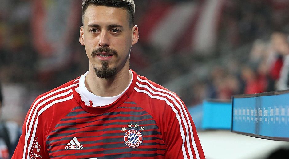 
                <strong>Sandro Wagner</strong><br>
                Winter-Neuzugang Wagner durfte ab der 78. Minute statt Ribery mitmischen. Der Stürmer konnte während seines Kurzeinsatzes noch keinen entscheidenden Einfluss nehmen. ran-Note: 3,5
              