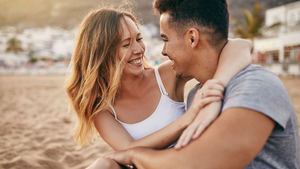 Romantisches Date am Strand 