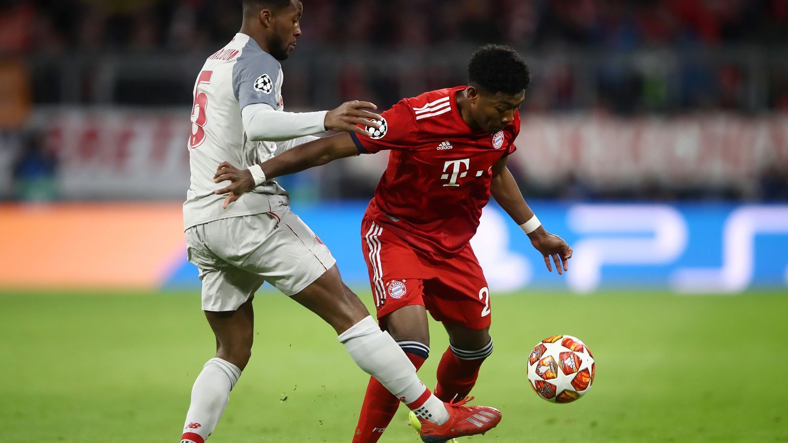 
                <strong>David Alaba</strong><br>
                Hat seine linke Abwehrseite deutlich besser im Griff als Rafinha, dafür mit weniger offensiven Impulsen als erwartet. Hätte Ribery dort deutlich mehr unterstützen müssen. ran-Note: 4
              