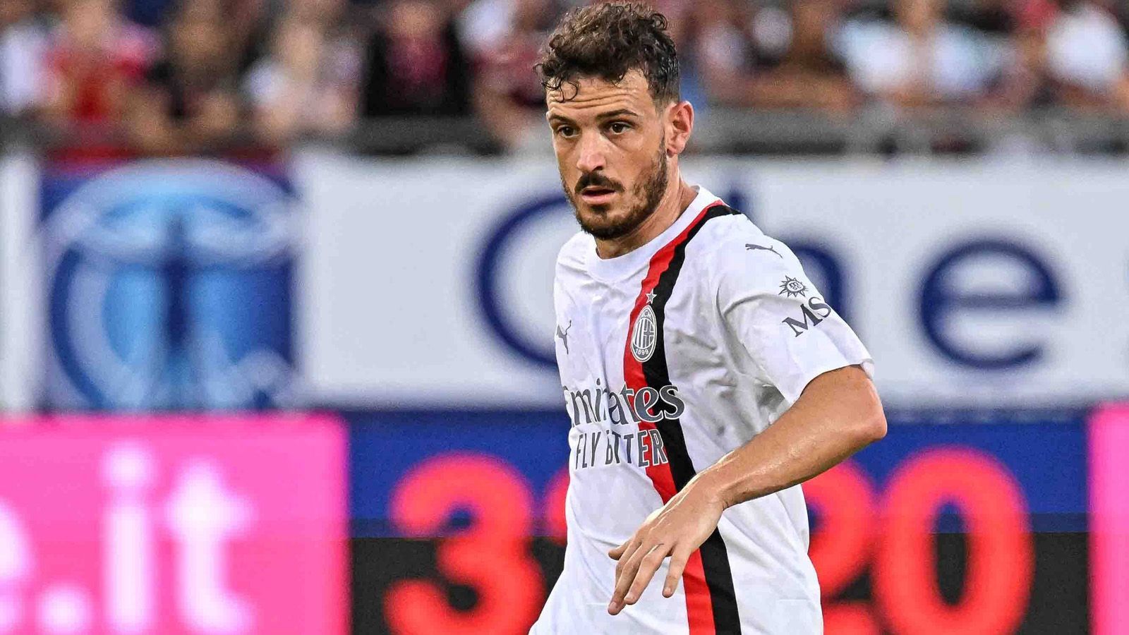 <strong>Alessandro Florenzi (AC Mailand)</strong><br>Ersetzt nach 69 Minuten Calabria. Erledigt seinen Job defensiv souverän, vorn an einigen Umschaltsituationen beteiligt, agiert dort aber eher glücklos. Beispielsweise als sein Pass auf Leao so verzögert ankommt, dass der BVB eine Unterzahlsituation verteidigen kann. <em><strong>ran</strong></em><strong>-Note: 3.</strong>