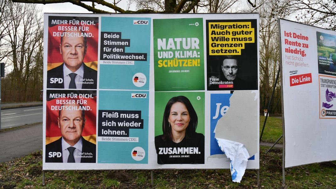 Aktuell säumen Wahlplakate wieder die Straßen.