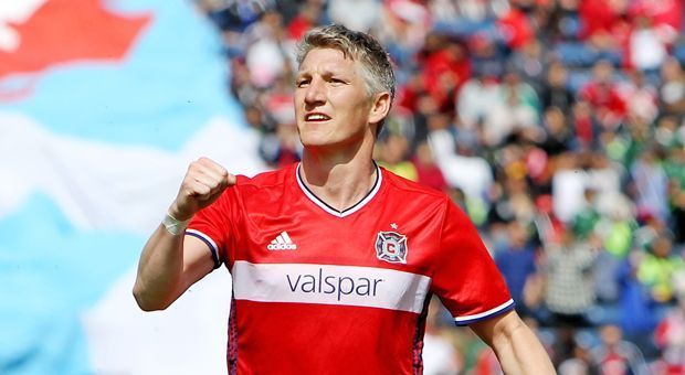 
                <strong>Bastian Schweinsteiger</strong><br>
                MittelfeldChicago Fire
              