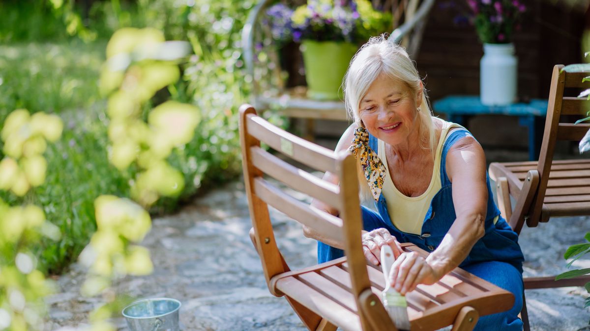 Frühjahrsputz für Gartenmöbel