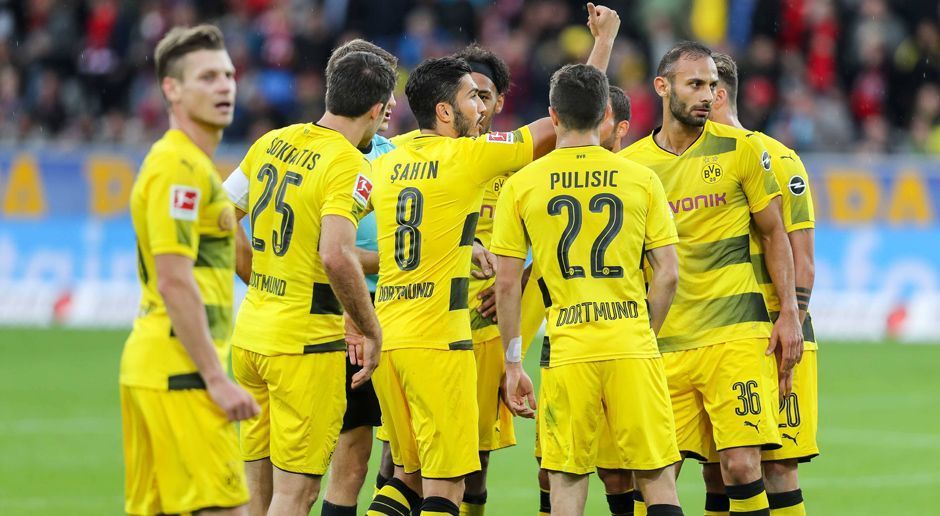 
                <strong>Platz 8: Borussia Dortmund</strong><br>
                Bessere Stimmung als bei den Bayern herrscht derzeit in Dortmund. Nach drei Spieltagen grüßen die Schwarz-Gelben von der Tabellenspitze. Das Theater um Ousmane Dembele war vor allem durch die herausragenden Leistungen von Youngster Christian Pulisic schnell vergessen. Dennoch klappen noch nicht alle Abläufe perfekt. Gegen Freiburg kam Dortmund trotz einer Stunde in Überzahl zu keinem Torerfolg. Wenn sich der BVB in der wohl am stärksten besetzten Gruppe gegen Tottenham, Real und Nikosia durchsetzt, kann es weit gehen. 
              